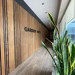 Hotel Garden Plaza Neresnytsya