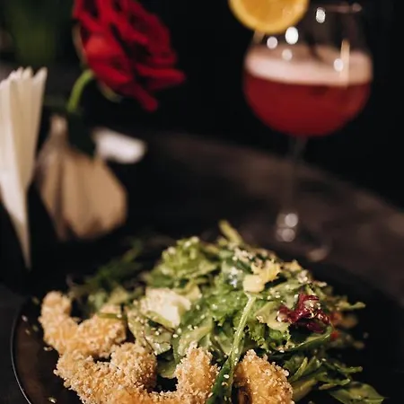 Garden Plaza * Neresnytsya