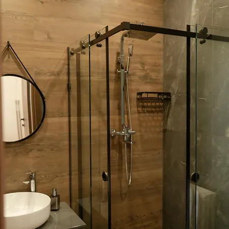 Garden Plaza מלון *