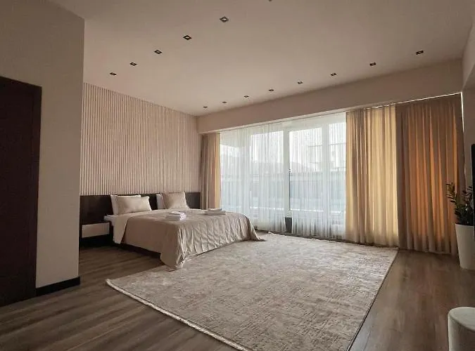 酒店 Garden Plaza Neresnytsya